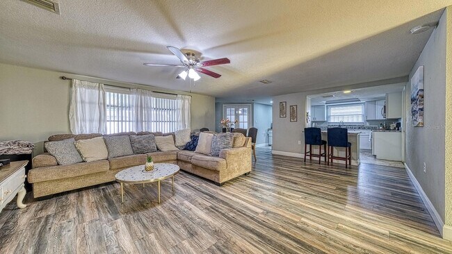 Photo - 9206 Gray Fox Ln