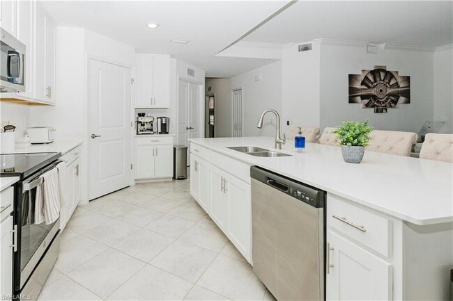 Photo - 6082 National Blvd