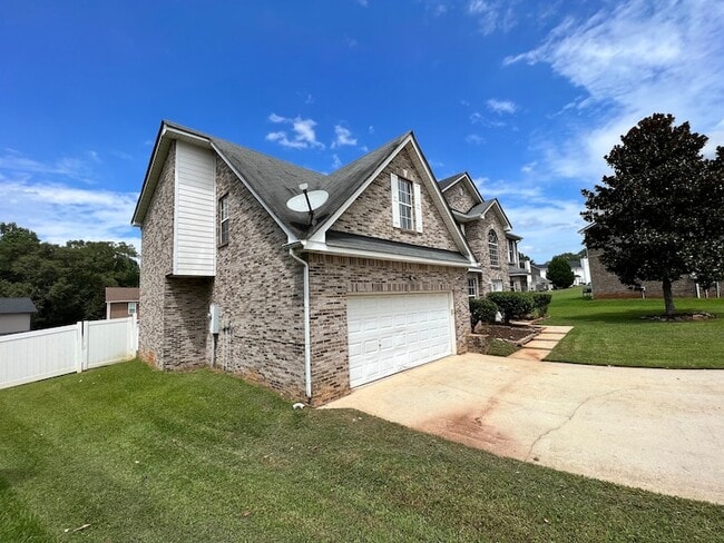 Photo - 448 Canoga Ct