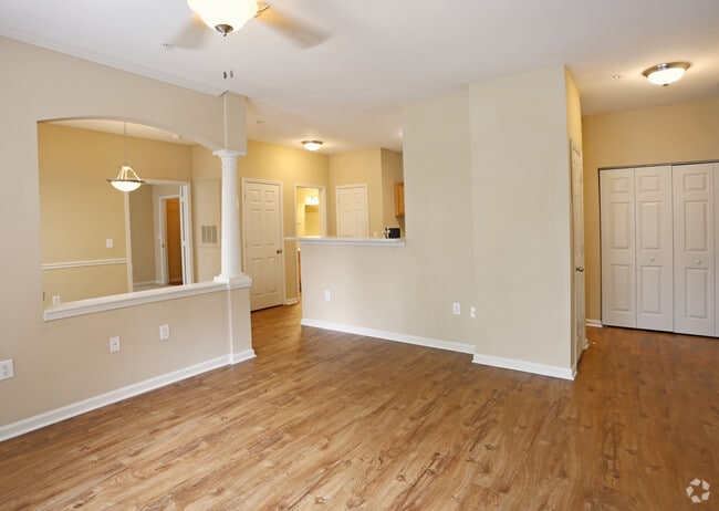1BR, 1BA - The Stoneybrook - Brookstone Apartment Homes