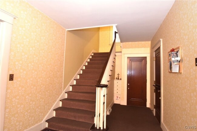 Photo - 2318 Genesee St