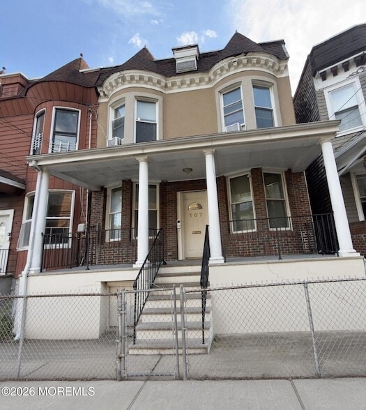 Photo - 107 Ferry St Unit 2