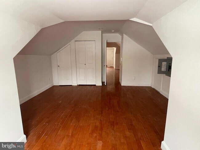 Photo - 106 W Camden Ave