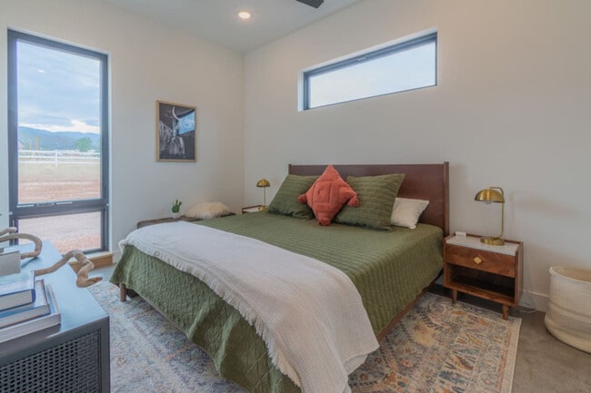 Photo - 2387 2500 S Unit ID1072451P