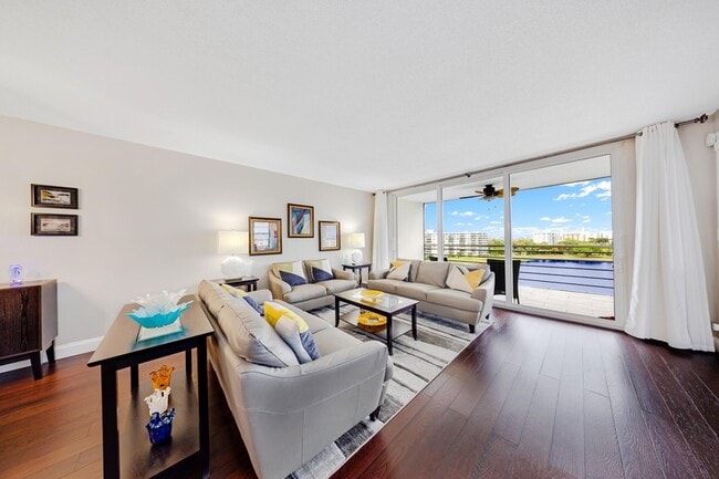 Photo - 3051 N Course Dr