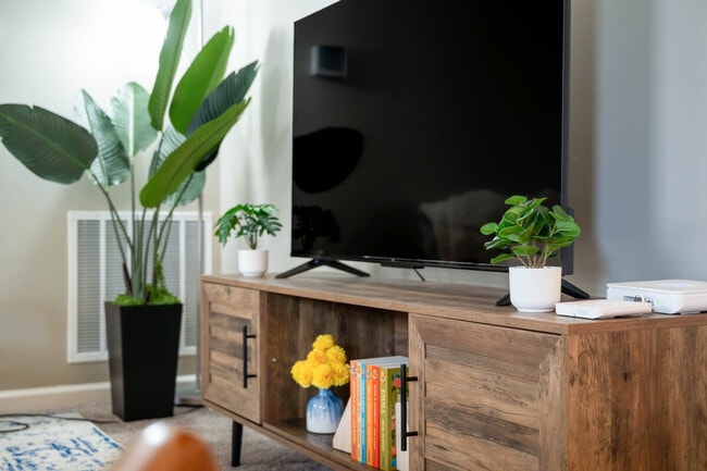 Photo - 2024 Shadow Creek Blvd Unit ID1397943P