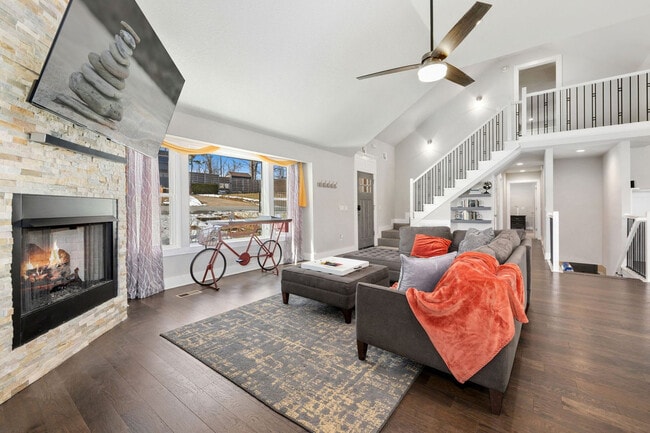 Building Photo - 2104 Almand Dr Unit SI ID1369204P