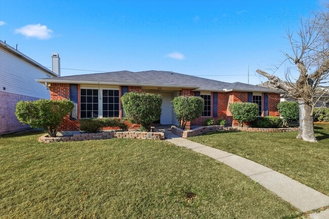 Photo - 1452 Hickory Creek Ln