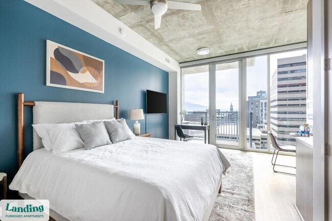 Building Photo - 151 S State St Unit 712.1410735