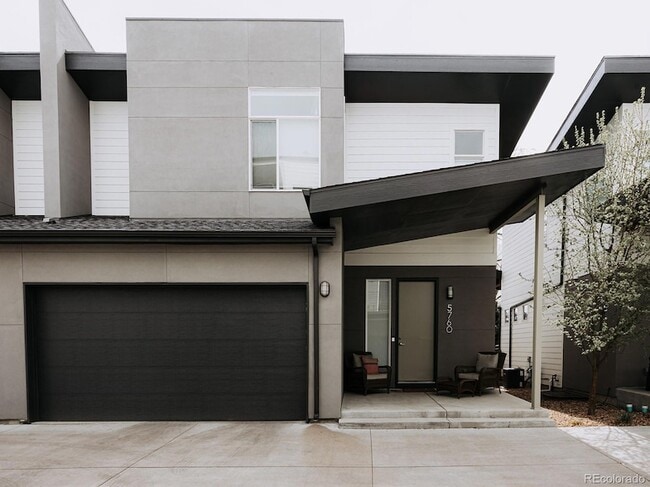 Building Photo - 5760 W 39th Pl