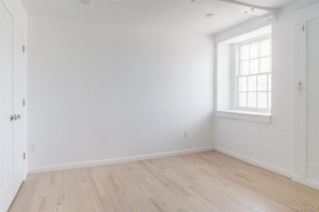 Photo - 155 S River St Unit BA