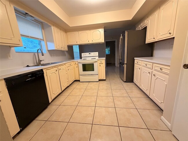 Photo - 120 Texas Ave