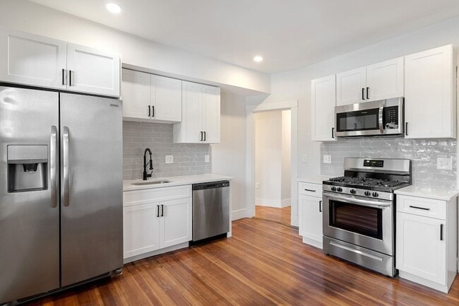 Photo - 60 Lithgow St Unit 1