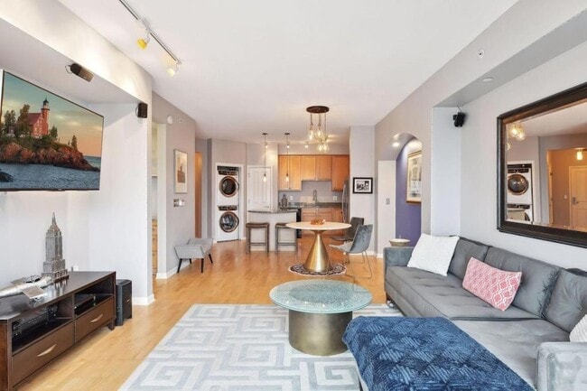 Photo - 500 E Grant St