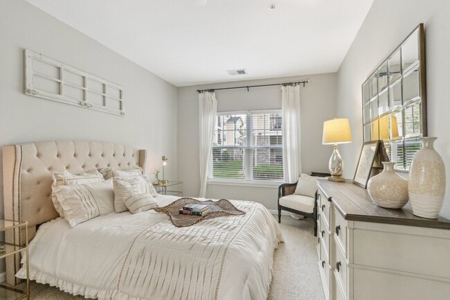 Photo - Mount Laurel Crossing