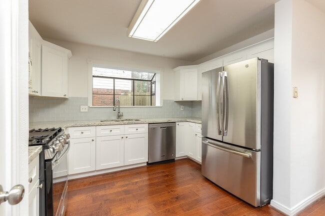 Photo - 3223 Golden Willow Dr