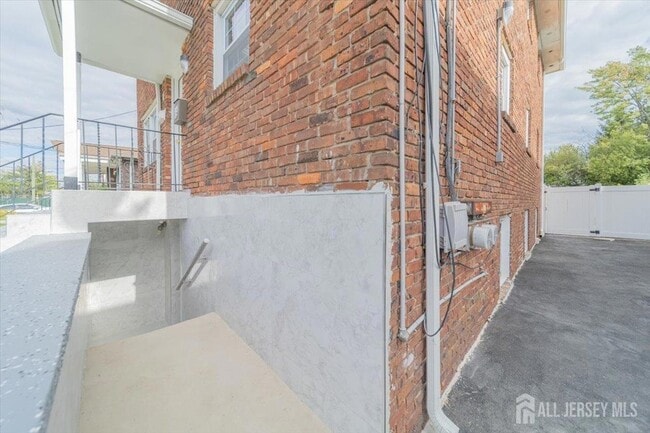 Photo - 54 Bergen St