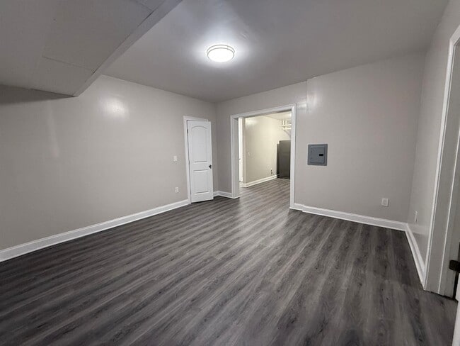 Building Photo - 546 Bergen Ave Unit B101