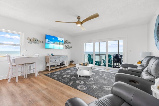 Building Photo - 205 Jimmy Buffett Mem Hwy Unit FL6-ID1245240P