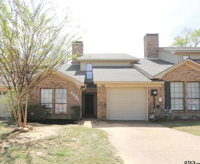 Building Photo - 963 Creekside Drive