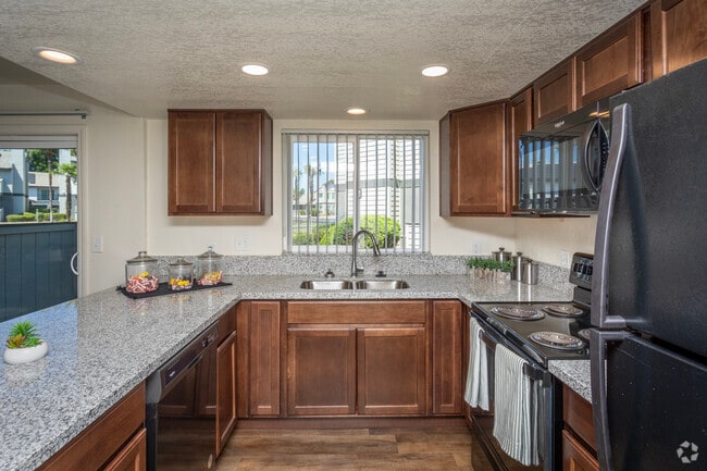 Interior Photo - Heron Pointe Apartments & Townhomes