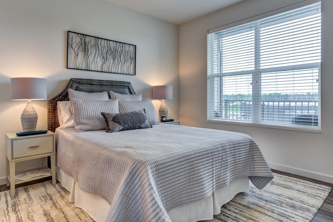 Photo - Sunnen Station Apartments