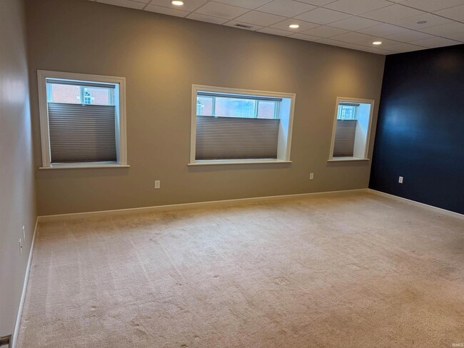 Photo - 623 1/2 Main Street Unit