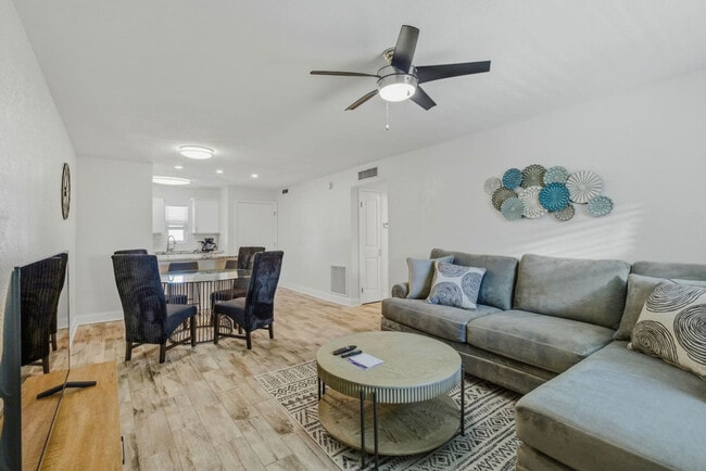 Photo - 3909 W Cleveland St Unit SI ID1471503P