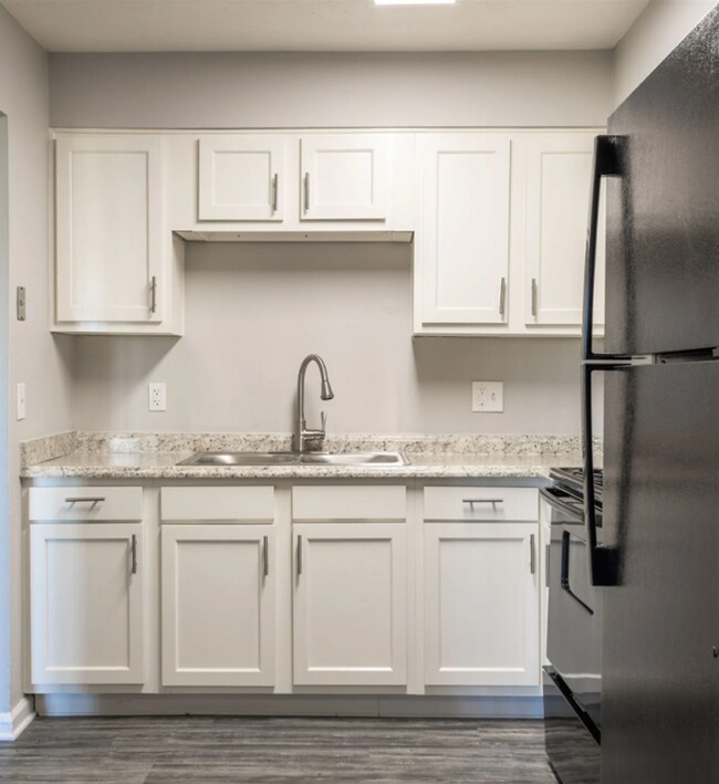 Photo - Cambridge Apartments