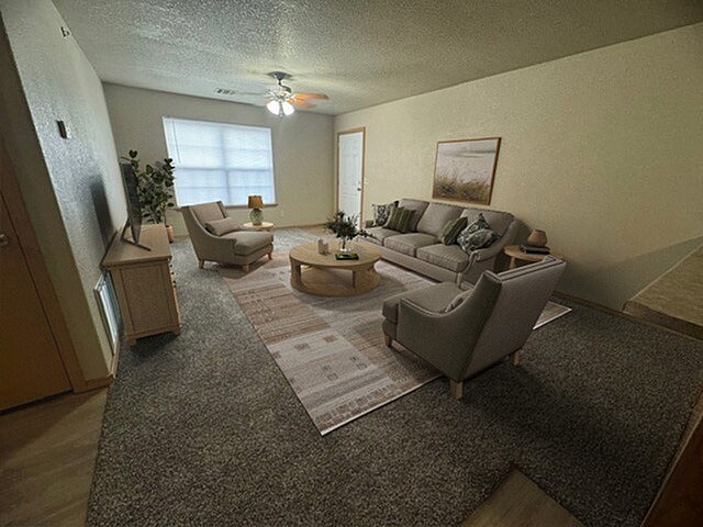 Living Area - Pines at Southridge