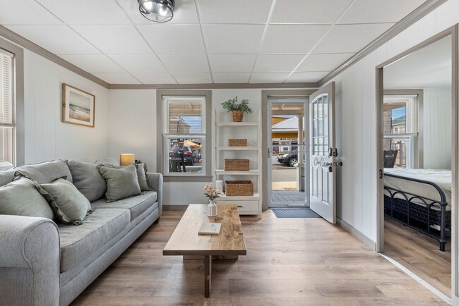 Building Photo - 2 Island Path Unit ID1312405P