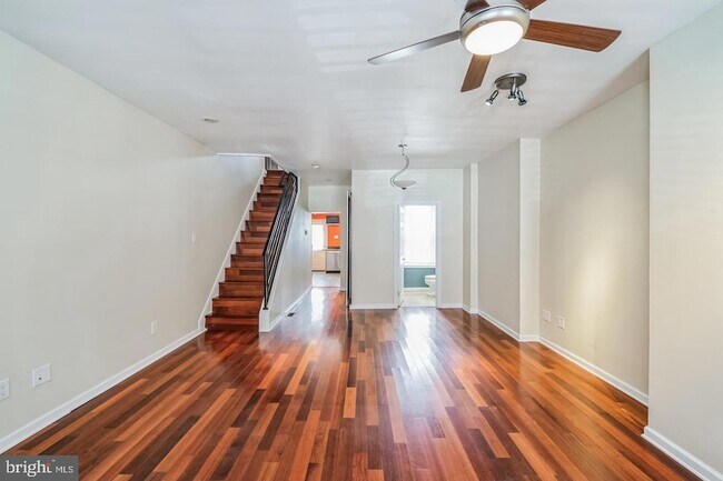 Photo - 126 Ripka St