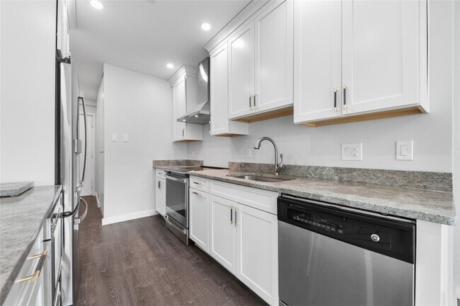 Photo - 320 Fort Duquesne Blvd Unit 8N