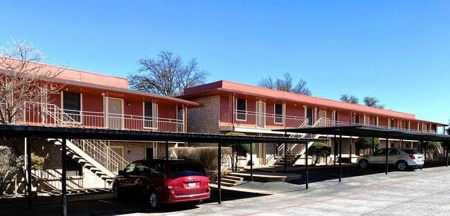 Covered Parking - Bellagio At Sunset Apartments