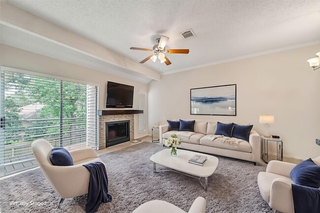 Building Photo - 3317 Golden Trails Dr Unit 804