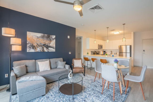 Photo - 295 E Roosevelt St Unit ID1263016P