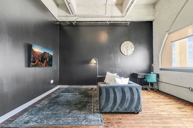 Photo - 500 S Ervay St Unit ID1297787P