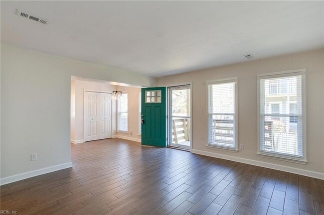 Photo - 3746 Pendleton Ave