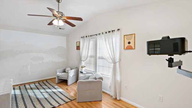 Building Photo - 6365 Columbia Pike Unit ID1395375P