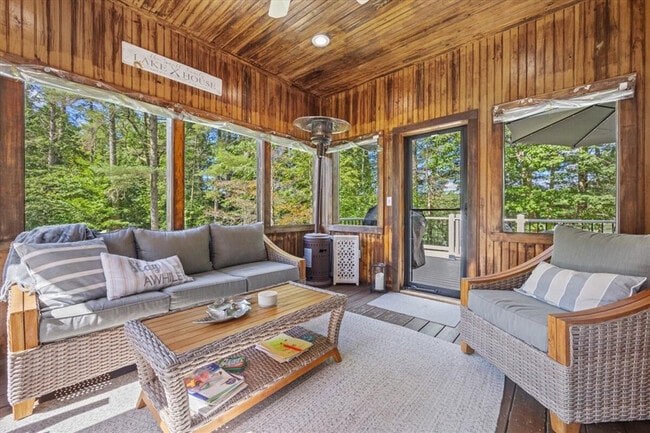 Photo - 69 Beach Rd Unit ID1255691P