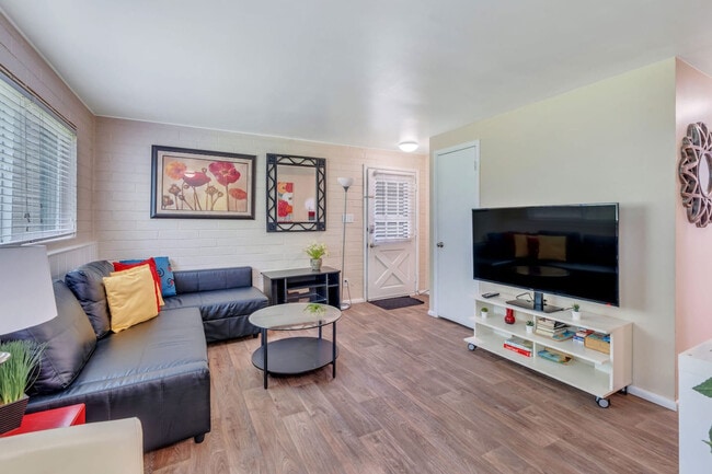 Building Photo - 115 S St Unit SI FL1-ID1513963P