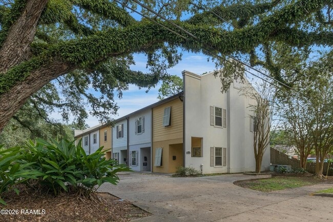 Photo - 701 W Taft St Unit 7