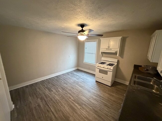 Photo - 516 Jones St