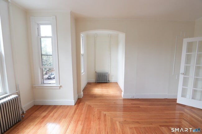 Photo - 235 Wooster St Unit 2