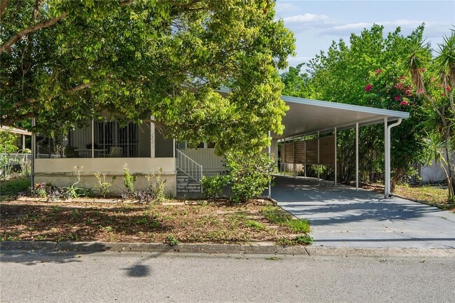 Building Photo - 6601 Sutherland Ave