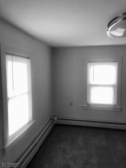 Photo - 60 E McFarlan St
