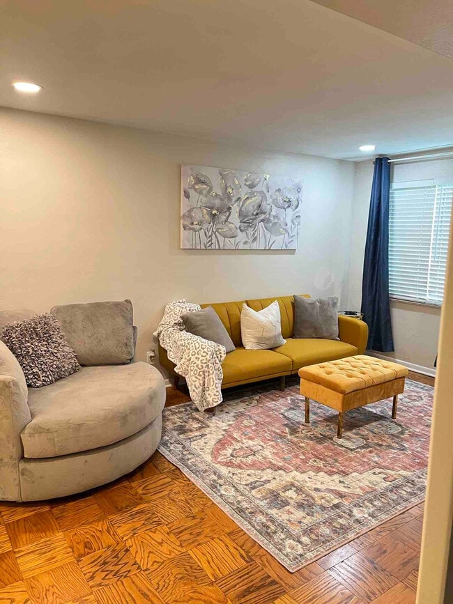 Photo - 7168 Jamieson Ave Unit SI ID1530494P