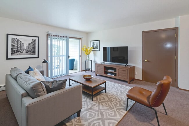 Building Photo - Grissom Estates Apartments