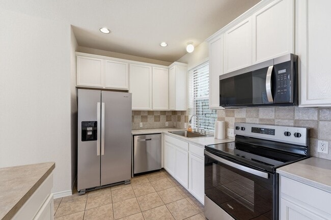 Photo - 7449 Danbridge Ln