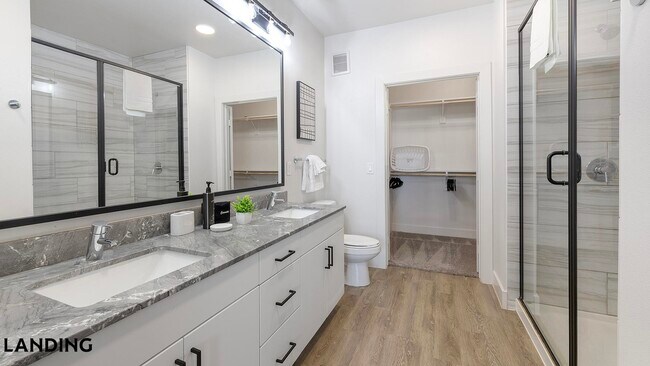 Photo - 502 E College St Unit 509